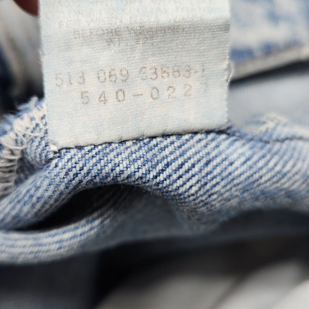 VINTAGE Levis Jeans 32x32 (Tag 34x32) Blue Acid Wash Relaxed Bronze Tab 90s USA‎ - Picture 9 of 15